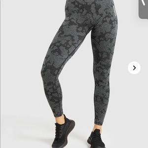 Gymshark adapt camo seamless leggings black medium